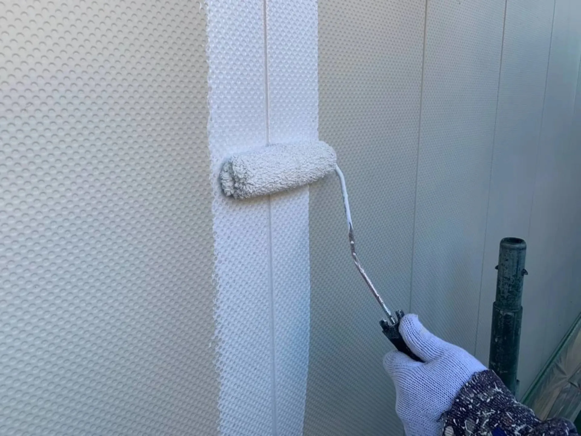 外壁塗装(金属サイディング)下塗り